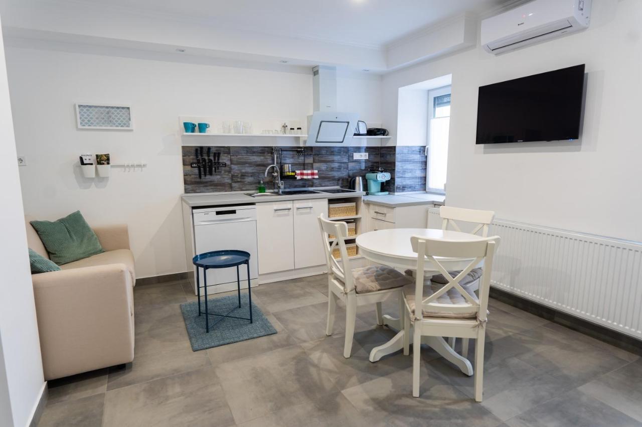 Mykonos Apartman Makó Exterior foto